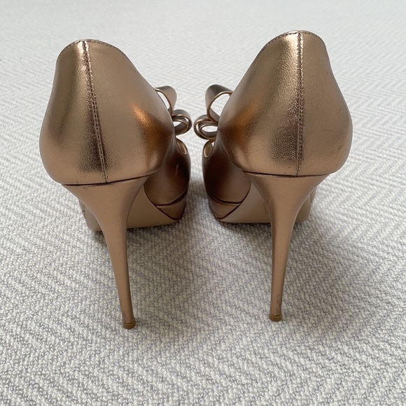VALENTINO Metallic Couture Bow Pump - Picture 10 of 11